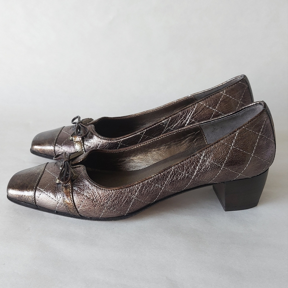 Roberto Capucci Shoes Women Size 8 Bronze Gold Low Heel Bow Tie Comfort Slip-on - Picture 3 of 13